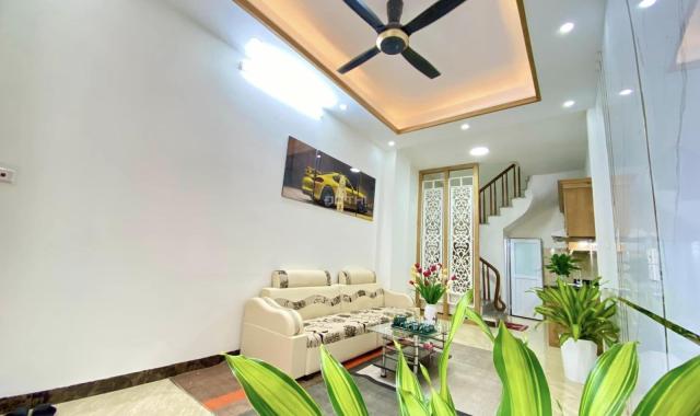 Gần phố - cách ô tô tránh 20m - nhà mới, 5T, 6PN, 45m2 - giá có thượng lượng 4. X tỷ