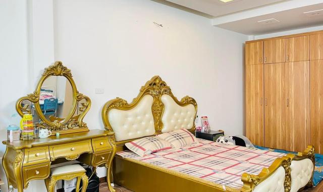 Bán nhà Đại Cồ Việt nông thông thoáng 65m2 x 4 tầng MT 6m giá 7,5 tỷ