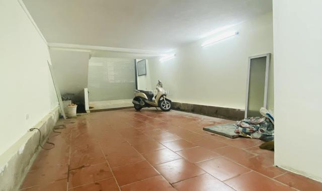 Bán nhà 8 tầng thang máy - Mặt hồ Rùa - View toàn hồ - Ô tô tránh đỗ - 65m2 13.8 tỷ