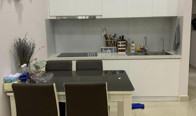 DT: 098 259 1304 Chính chủ cho thuê 01 phòng ngủ nhà đẹp, đủ đồ. Giá 11.5tr/th. (Miễn dv)