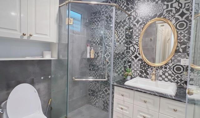 Chính chủ cho thuê CH vip tòa P11 - 80m2, nội thất cao cấp. Giá 15tr/th. Vào ngay