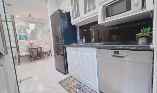Chính chủ cho thuê CH vip tòa P11 - 80m2, nội thất cao cấp. Giá 15tr/th. Vào ngay