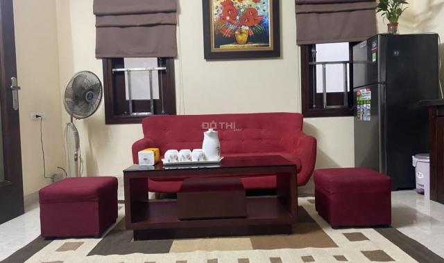 Mình cho thuê căn hộ dịch vụ 60m2 cạnh Lotte, Ba Đình giá 10tr sang trọng yên tĩnh. LH 0914333842