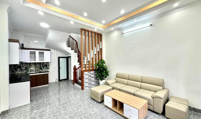 Bán nhà Nam Dư, 35m2 x 5T x 3.7 tỷ, ngõ ô tô 5 tạ - 20m ra mặt phố