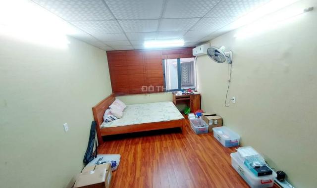 Bán nhà Vân Hồ, Hai Bà Trưng diện tích 25m2, 5 tầng, tặng nội thất