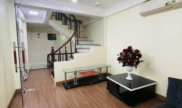 Trung tâm Mỹ Đình, ngõ thông nhà đẹp 5T 35m2, nở hậu 3.65 tỷ