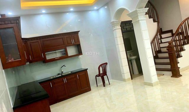 Nhà đẹp Nguyễn Khánh Toàn, DT 56m2x4T, 4 ngủ, MT 7m - ô tô tránh đỗ cách nhà 50m (8. X tỷ)