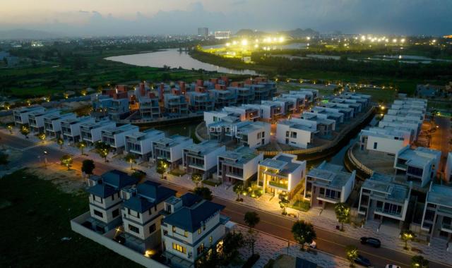 1 căn ShopVilla Regal Victoria ven biển Đà Nẵng, 427m2 đất x 2,5 tầng chỉ 12,3 tỷ đường thông Biển