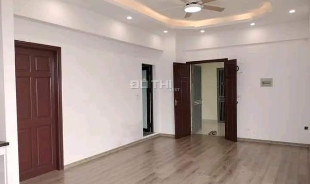 Hiếm 2 thoáng mặt phố Phạm Văn Đồng, KD, MT rộng 5T 7.51 tỷ