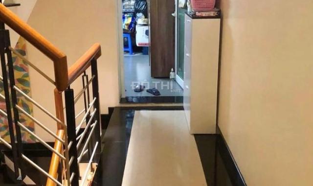 Gia đình bán nhà gấp ngõ Cổng Đục - Hàng Mã giá 10,5 tỷ, 70m2x4 tầng, full nội thất