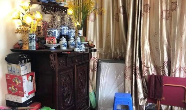 Gia đình bán nhà gấp ngõ Cổng Đục - Hàng Mã giá 10,5 tỷ, 70m2x4 tầng, full nội thất
