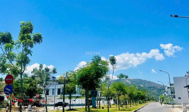 Mỹ Gia gói 5 Thái Hưng, lô góc đẹp Đông Nam giá 37 tr/m2