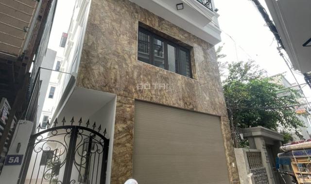 Nhà đẹp phố Ngọc Thụy, gara, thang máy - ngõ thông - ô tô tránh