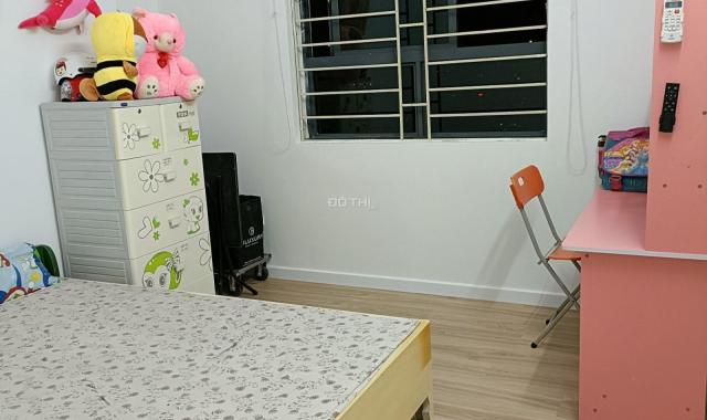 Chính chủ bán căn 65m2, tầng 18, CT12, Kim Văn, Kim Lũ, nội thất đẹp