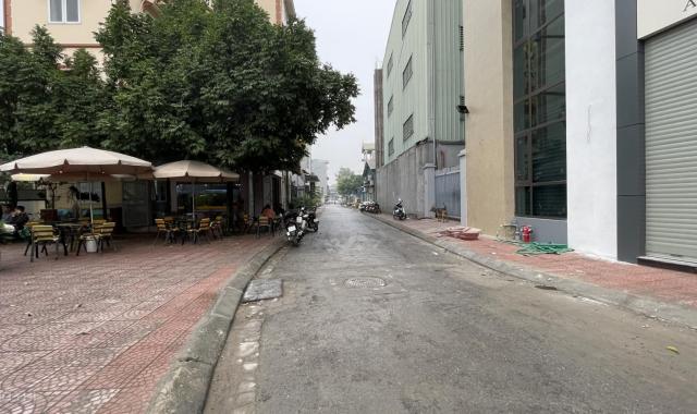 Bán đất Cự Khối Long Biên 02 mặt tiền, container tránh, gần 500m, MT15m, 37 tỷ