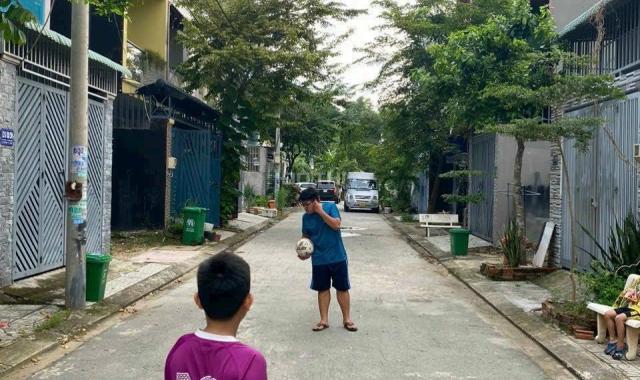 Bán nhà 2 tầng Bưng Ông Thoàn Q9 ngay CNC giá 3tỷ9