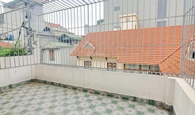 BÁN NHÀ PHÁO ĐÀI LÁNG, ĐỐNG ĐA, 15M Ô TÔ, 40M2 5T MT5M, GIÁ 5.6 TỶ