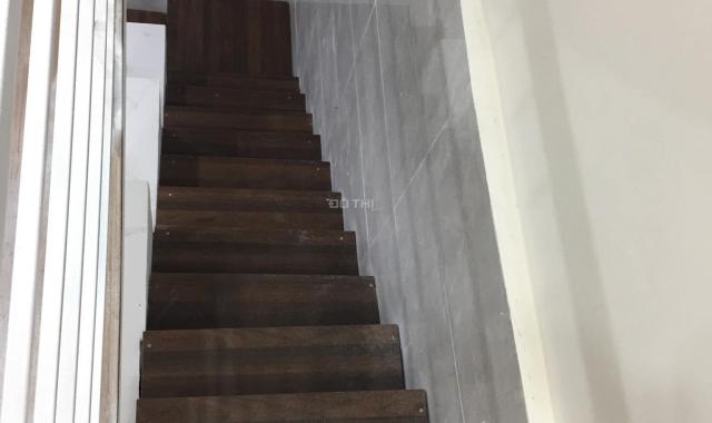 Bán Nhà Ngõ 85 Phố Tôn Đức Thắng, DT: 14m/2.5 Tầng/700 Triệu, Giấy Tờ Đầy Đủ, Nhà Mới