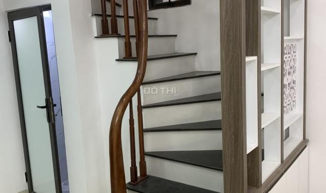 Bán nhà ngõ 559 Kim Ngưu-Vĩnh Tuy, 35m2 x 5T cực đẹp, ngõ thông KD nhỏ. Giá 3,85 tỷ