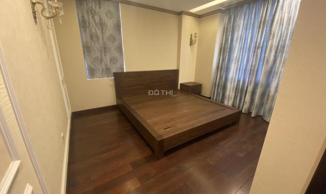 Bán căn hộ góc 87m2 3PN2WC tại HC Golden Hồng Tiến