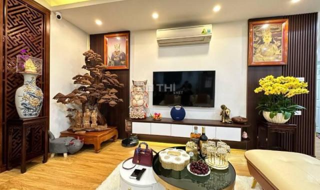Căn hộ lô góc chung cư Momota 151A Nguyễn Đức Cảnh - diện tích 130m2 có 3 phòng ngủ + 2wc + khách