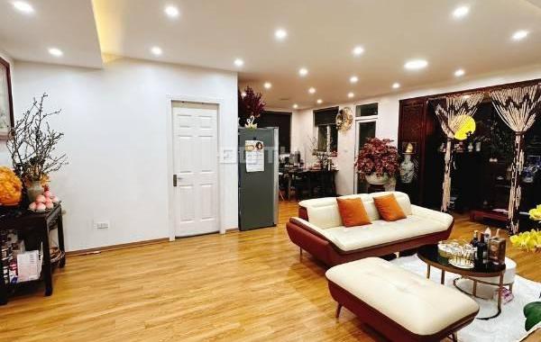 Căn hộ lô góc chung cư Momota 151A Nguyễn Đức Cảnh - diện tích 130m2 có 3 phòng ngủ + 2wc + khách