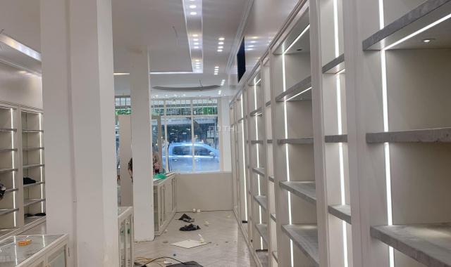 Bán Gấp Nhà Mặt Phố Mai Hắc Đế Hai Bà Trưng Kinh Doanh 80Tr/Tháng DT 122M 4T MT 5.4M Giá 64Tỷ