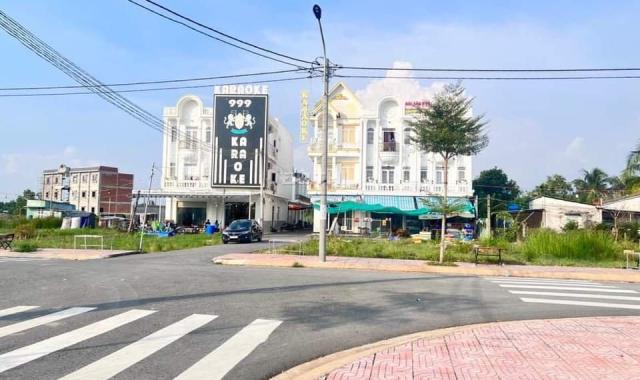 Tin được không rẻ dữ vậy, chủ đất này chắc đang kẹt lắm bán gấp 2 lô A2-12,13 cổng chính Long Cang