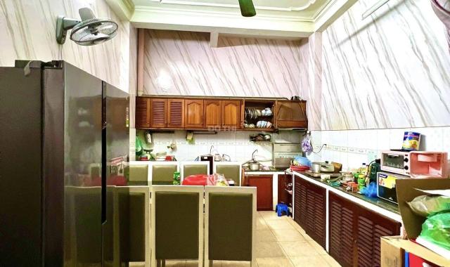 Bán nhà Nguyễn Phúc Lai, Đống Đa 59m2, 5 tầng, nội thất xa xỉ, ô chờ thang máy,  16.5 tỷ