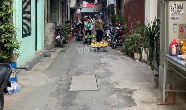 Bán nhà phố tại đường Cổng Đục, Phường Hàng Mã, Hoàn Kiếm, Hà Nội DT 40m2 giá 10.5 tỷ