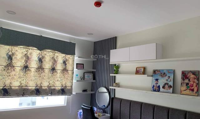 Cho thuê CH Gò Vấp DReamhome Residence 2PN 2WC Full nt giá 9.5tr, view hồ bơi