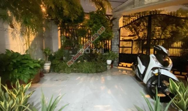 Cần bán gấp - đường Số 19 - Bình Chánh - 142 m2 - giá chỉ 14 tỷ 200tr - Ms. Dung - 0901462938