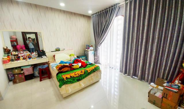 HXH ngay Đầm Sen 218m2 10x21m nở hậu 4 tầng 5PN hiện đại, ở vừa kinh doanh, 20.5 tỷ TL