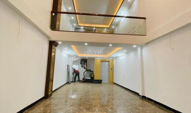 Bán nhà Nam Dư, 50m2 x 5T x 6,5 tỷ, MT 4.5m, ô tô vào nhà - lô góc