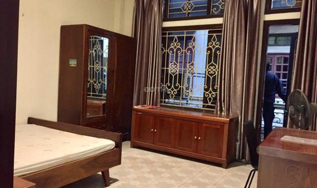 Cần bán gấp nhà phân lô ngõ 199 Trần Quốc Hoàn 41m2, 4T, ô tô, kinh doanh