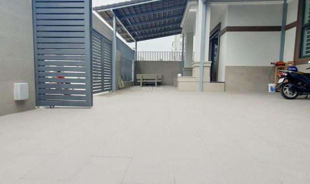 Biệt thự 1 trệt 2 lầu hoàn thiện sang trọng 300m2 ngang 15m, khu dân cư Bửu Long 3 giá 18 tỷ