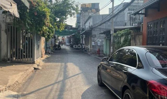 Góc hai mặt hẻm xe hơi - Lã Xuân Oai - Quận 9 - 2 tầng - ngang khủng 5.5m - 75m2 - 3.65 tỷ