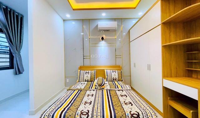 Nhà mới đẹp, 50m2, hẻm xe hơi, tặng nội thất