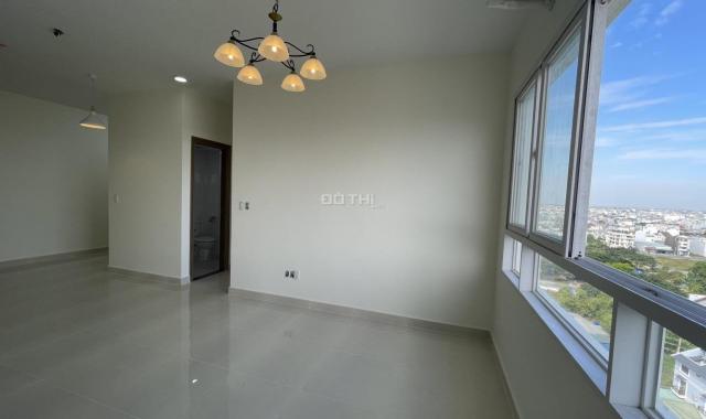 Cho thuê căn hộ 2PN- ban công phòng ngủ thoáng mát- giá siêu rẻ