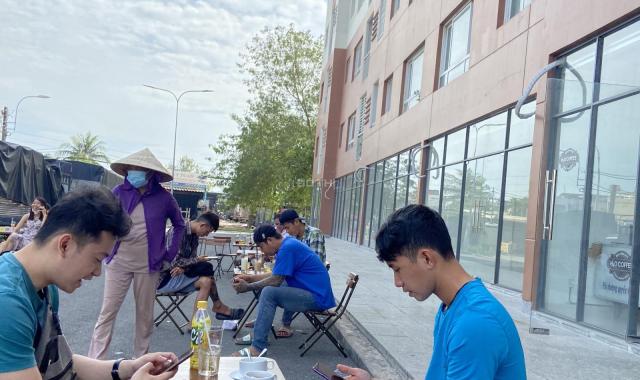 Cho thuê căn hộ 2PN- ban công phòng ngủ thoáng mát- giá siêu rẻ