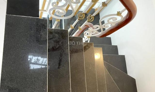Bán Nhà 4 tầng 42m2 - Cách Mỹ Đình 4,5km
