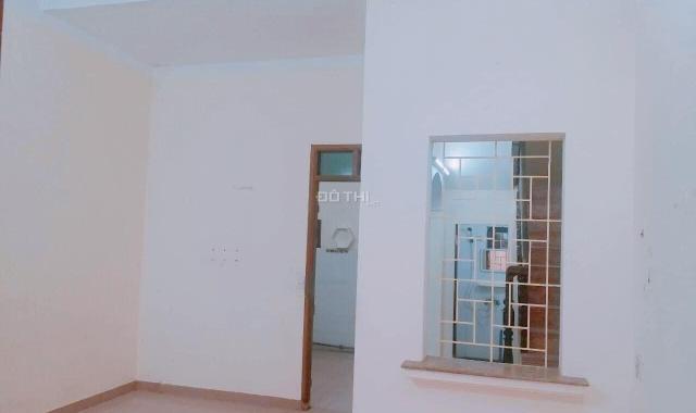 Bán nhà phố Trần Quốc Vượng - Cầu Giấy 50m2 x 3 tầng, 3 phòng ngủ, ngõ rộng ô tô đỗ của vào nhà