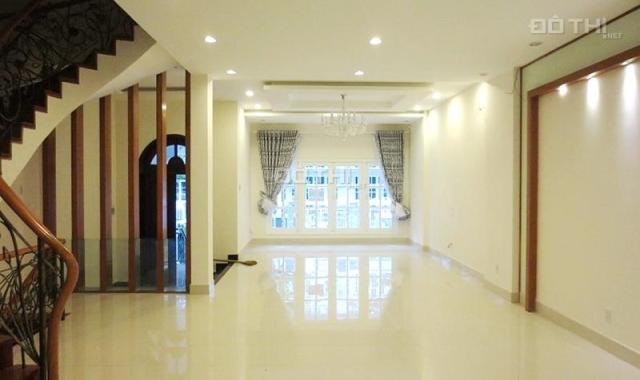 Cho thuê villa Saigon Pearl MT đường D5, 1 hầm, 3 tầng, DT 7x21m, làm văn phòng