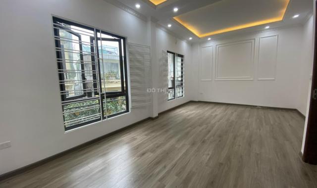 Chính chủ bán nhà khu Hoàng Hoa Thám -Ba Đình 40 m2x5 tầng mới 5.750 triệu ở ngay