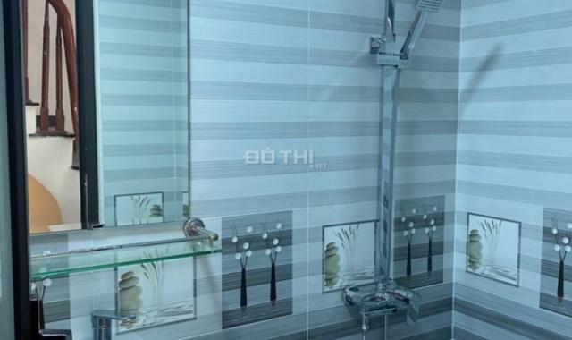Nhà đẹp phố Nguyễn Văn Cừ, chủ cần bán chào giá mới