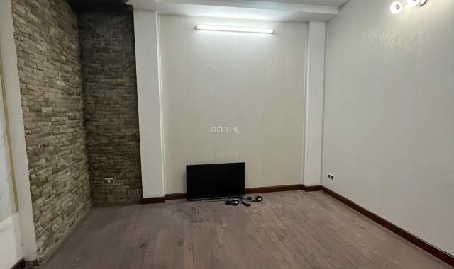 Cho thuê nhà riêng phân lô Nguyễn Xiển, 51 m2 x 4 tầng, đã sơn sửa lại sạch đẹp