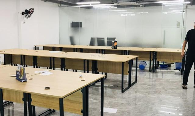 Cho thuê văn phòng Nguyễn Xiển, 130 m2/tầng, sàn thông, giá chỉ 16 tr/tháng