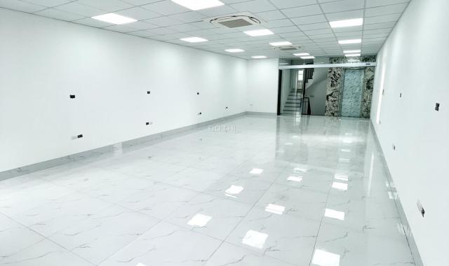 Cho thuê văn phòng mặt phố Cự Lộc - Nguyễn Trãi, 85 m2, sàn mới đẹp