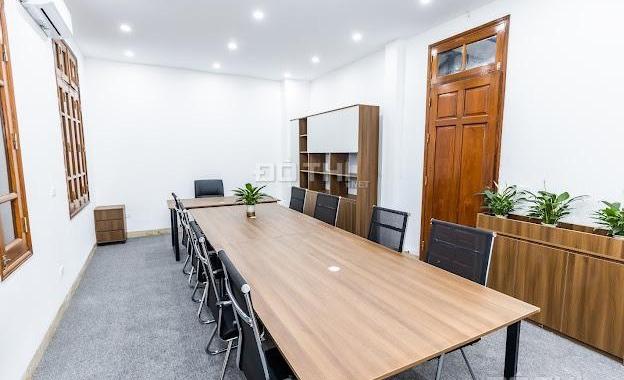 Cho thuê văn phòng làm việc 30m2 full nội thất giá trọn gói
