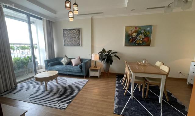 Chính chủ cho thuê căn 2 ngủ hướng mát full đồ ở Vinhomes NCT vào ở ngay được. LH 0969937680
